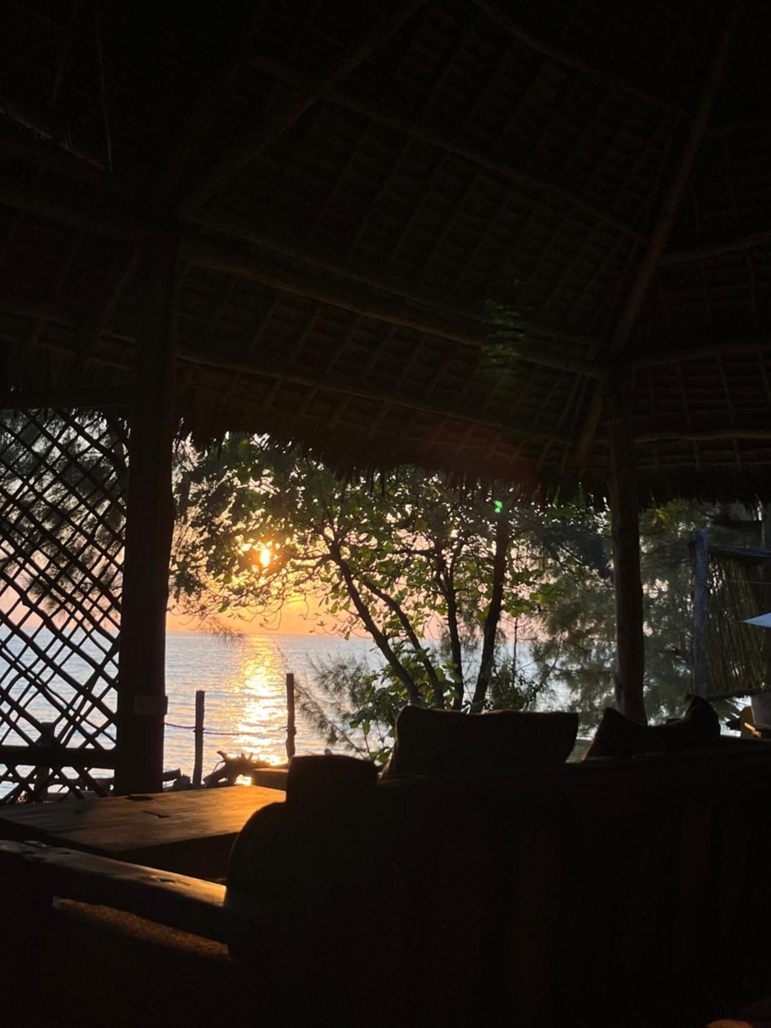 Sazani Beach Lodge And Tidal Lounge Nungwi Exteriör bild